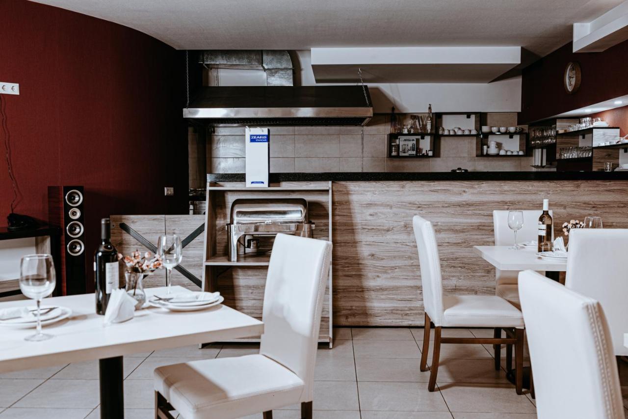Sama Grand Hotel Tbiliszi Kültér fotó
