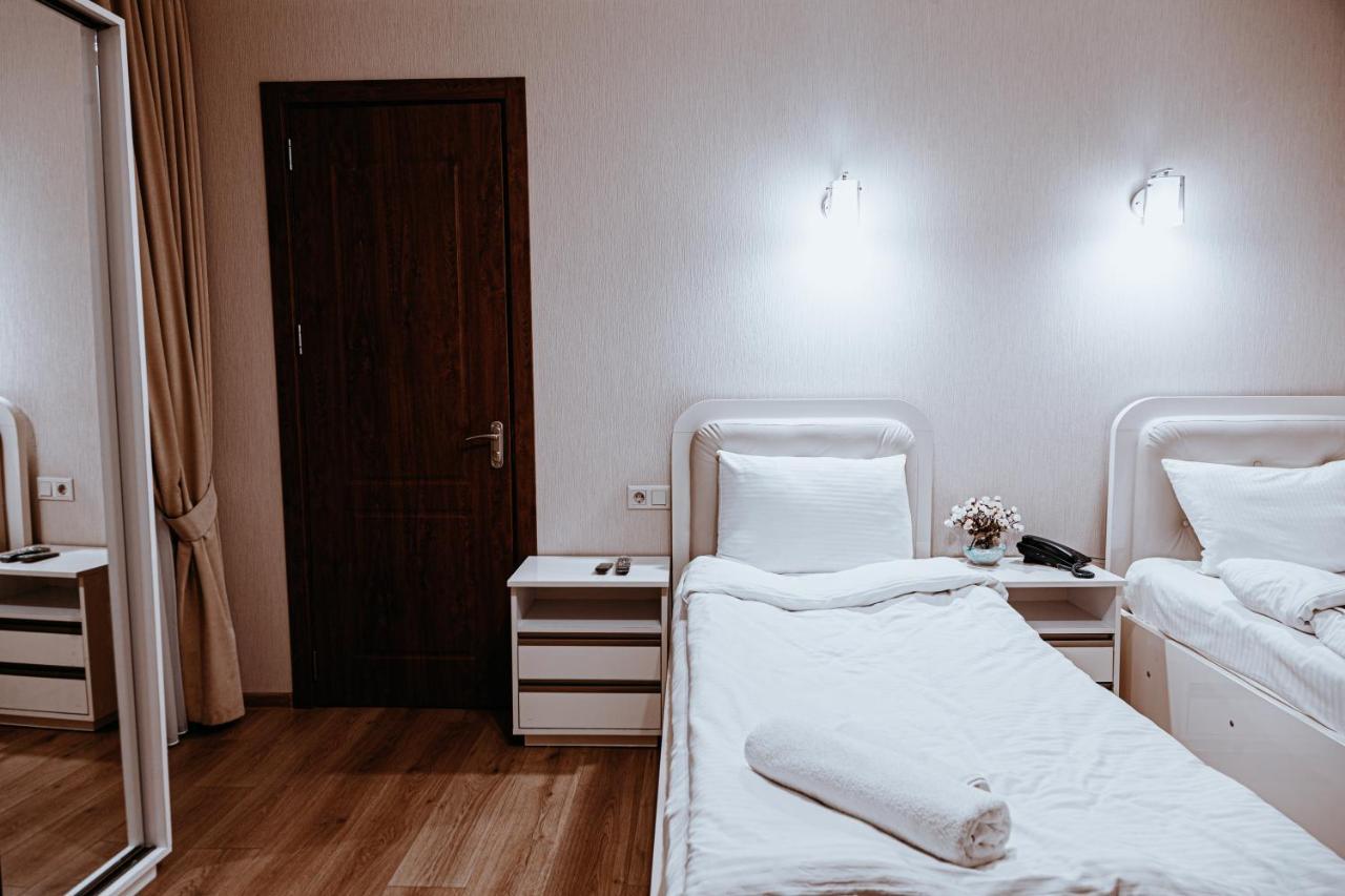 Sama Grand Hotel Tbiliszi Kültér fotó