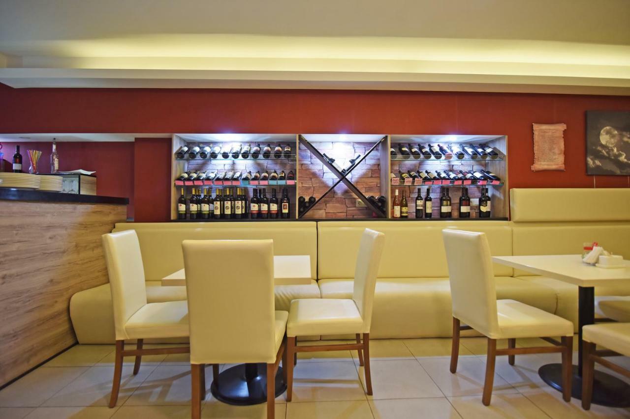 Sama Grand Hotel Tbiliszi Kültér fotó