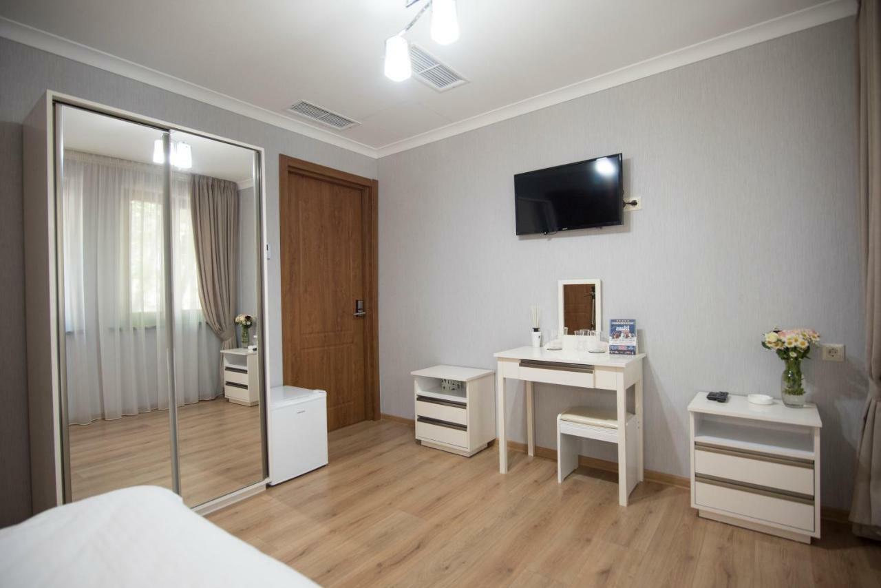 Sama Grand Hotel Tbiliszi Kültér fotó