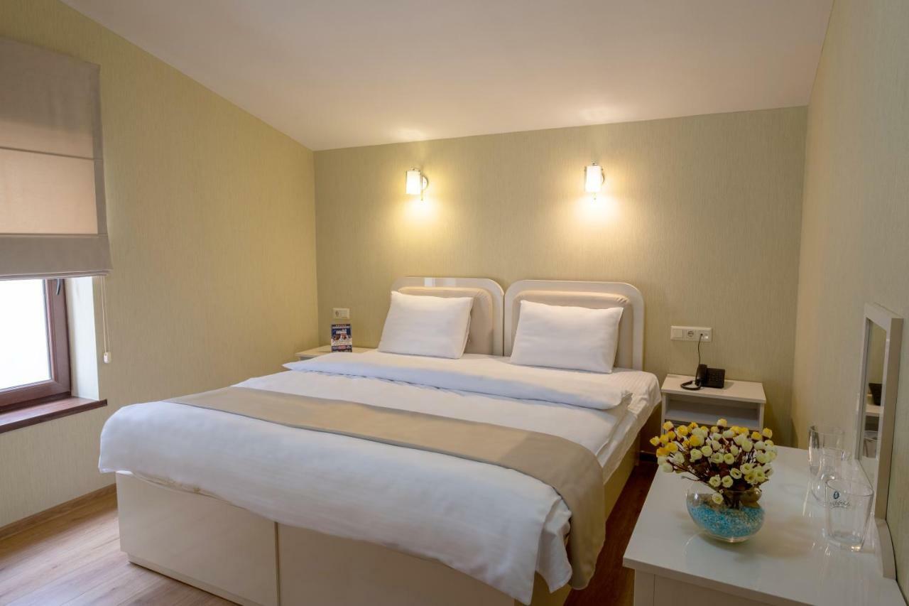 Sama Grand Hotel Tbiliszi Kültér fotó